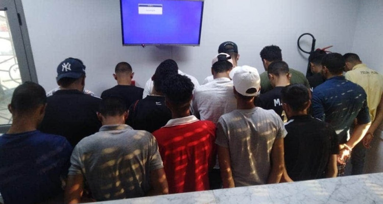 المهدية : احباط عملية اجتياز للحدود البحرية خلسة وضبط 17 شخصا من ولايات الجنوب (صور)
