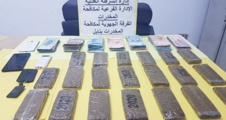 نابل : القبض على 3 أشخاص وحجز 20 صفيحة من “الزطلة”