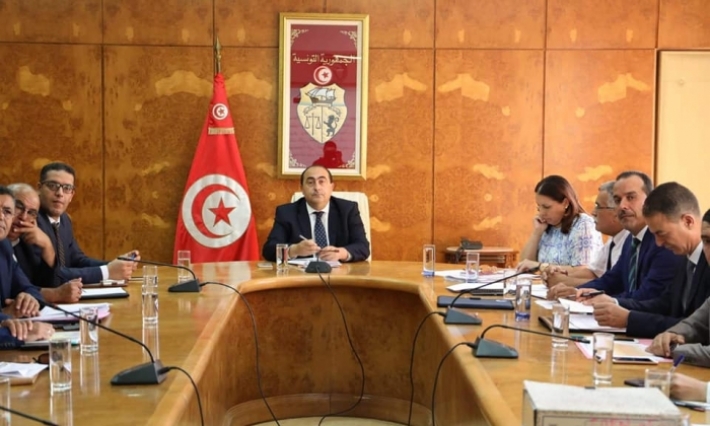 هشام بن أحمد: لا نية للترفيع في أسعار اشتراكات النقل المدرسي والجامعي هذا العام