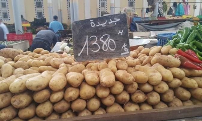 المنستير: في اليوم السادس من رمضان تراجع ملحوظ في الأسعار وحجز ألفي لتر من مياه الشرب مجهولة المصدر