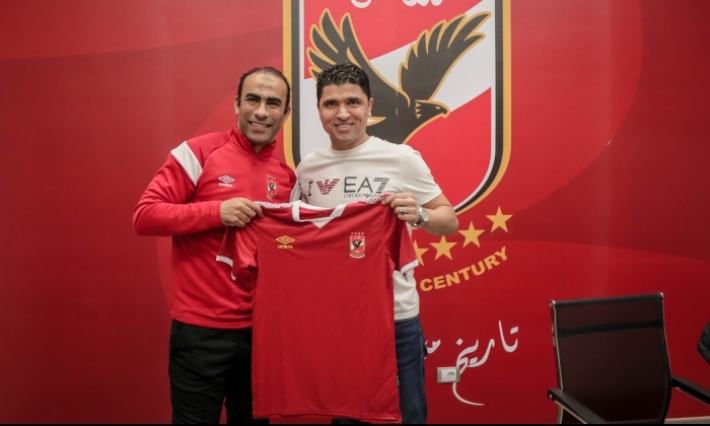 الأهلي المصري والهلال السعودي في مهرجان اعتزال اللاعب الليبي طارق التايب