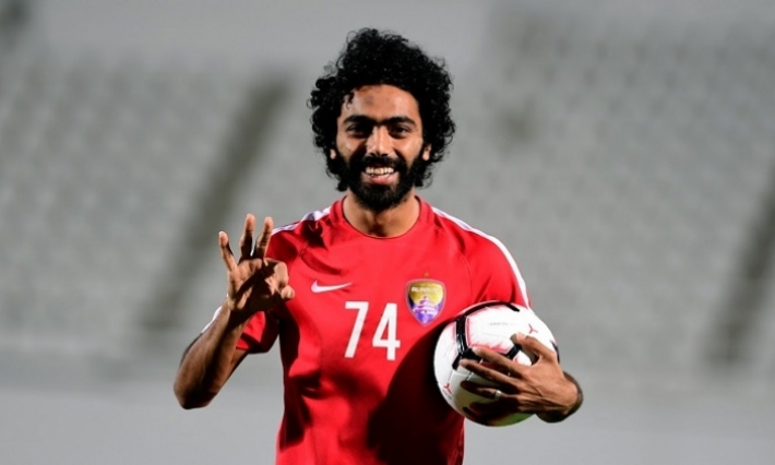 رسمي: حسين الشحات يعزز صفوف الأهلي المصري 