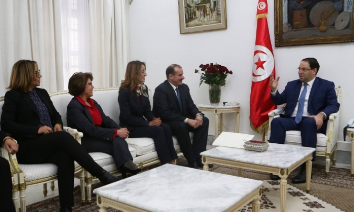 رئيس الحكومة يلتقي وفدا عن جمعية القضاة التونسيين
