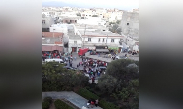 اصطدام شاحنة ثقيلة بعمود كهربائي بالشارع الرئيسي لمدينة زغوان حال دون حدوث أضرار بشرية جسيمة