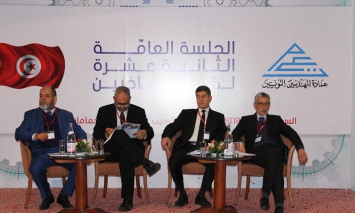 الخريجي: قرابة 3 آلاف مهندس يغادرون تونس سنويا مدفوعين بالأجور الممنوحة في الخارج والوضع الداخلي