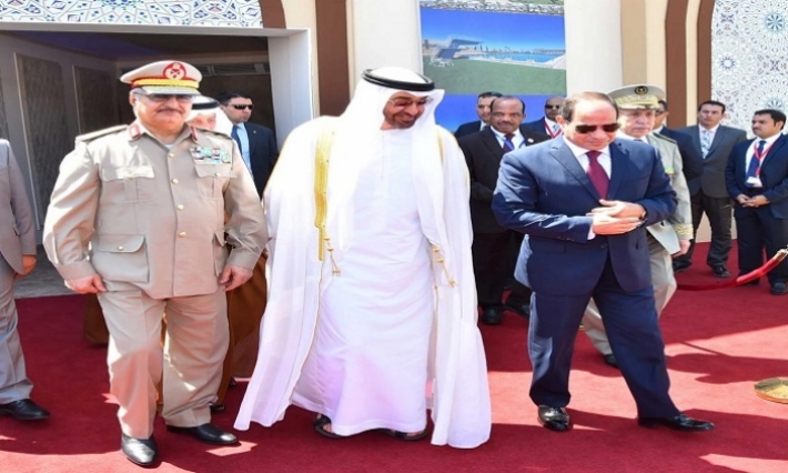 مصر والإمارات يجددان دعمهما لحفتر ورفضهما لنهب الأترك الثروات الليبية 