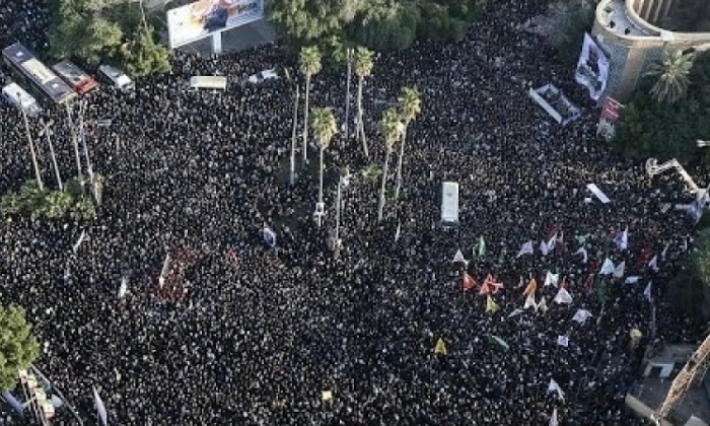 مقتل 23 شخصا في تشييع جنازة قاسم سليماني