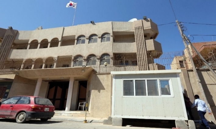 كوريا الجنوبية تخلي سفارتها في ليبيا وتنقلها إلى تونس