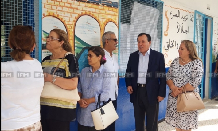 وزير الخارجية يدلي بصوته في الانتخابات الرئاسية السابقة لأوانها
