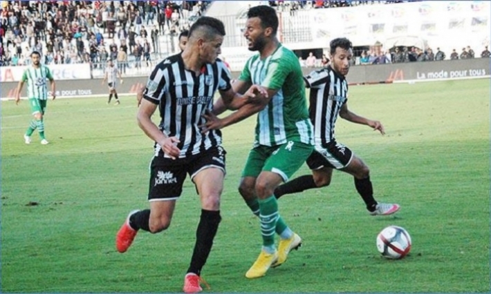 الملعب القابسي يحترز ويطالب بإعادة مباراته مع النادي الصفاقسي 