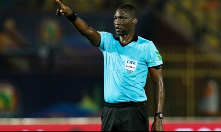 Le Derby sera officié par un arbitre camerounais 