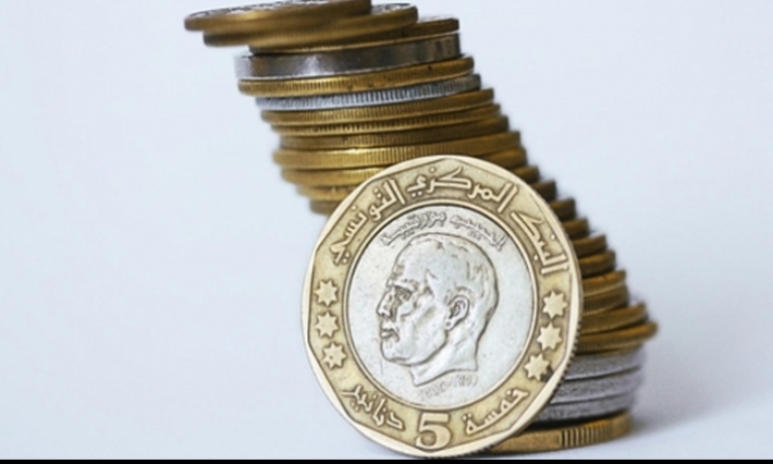 الدينار التونسي يواصل ثباته أمام الأورو والدولار 