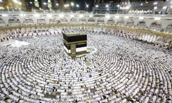 انطلاق أولى رحلات حجيج سيدي بوزيد من مطار صفاقس طينة الدولي
