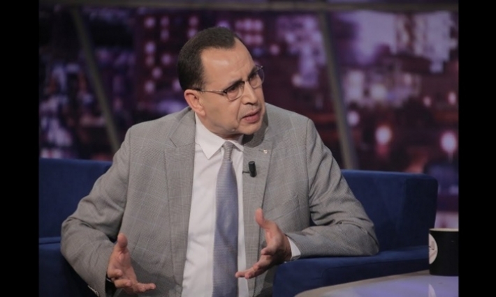 محامي ''الحوار التونسي'': وجدنا موظفا حكوميا يدعو إلى تفجير القناة !!!(فيديو) 