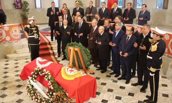 رئيس الجمهورية يشرف على موكب إحياء الذكرى 66 لإغتيال الزعيم النقابي فرحات حشاد