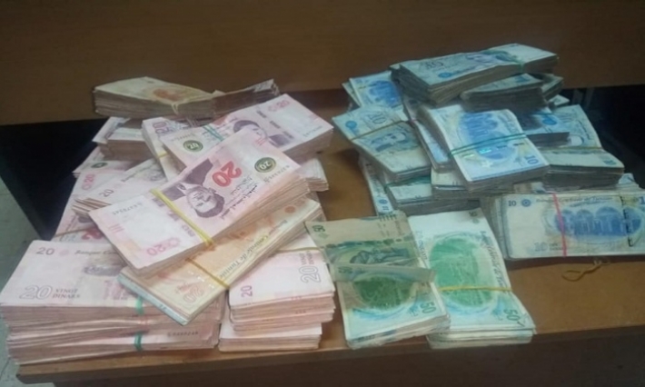 بين الساحل والقصرين: الديوانة تحجز بضائع مهربة وأموالا بالعملة التونسية والأجنبية