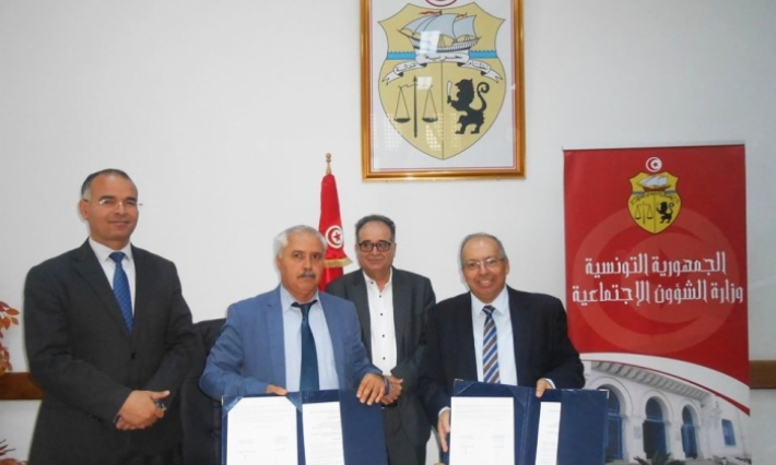 التوقيع على الملحق التعديلي للاتفاقية القطاعية بين الكنام ونقابة بيولوجي الممارسة الحرة 