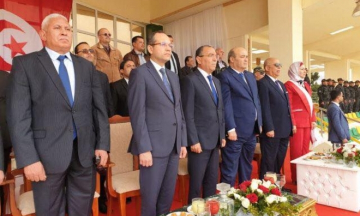 وزير الداخلية يشرف على دورة الجائزة الوطنية للقفز على الحواجز