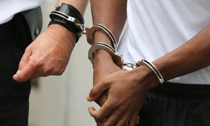 إيقاف ثمانية أشخاص أجانب كانوا بصدد اجتياز الحدود التونسية الليبية