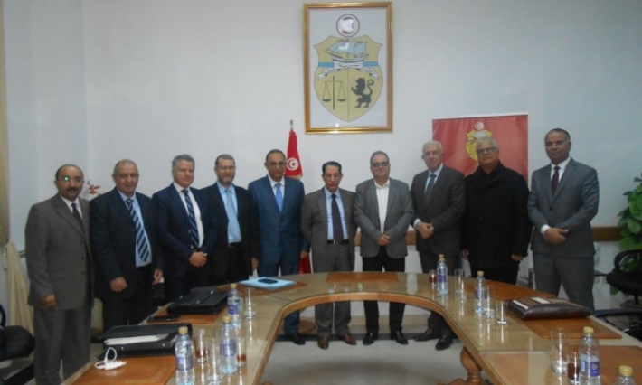 توقيع الملحق التعديلي حول تكفل الكنام بمصاريف العمليات الطبية بالمصحات الخاصة
