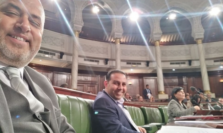 نائب يصف زميلته بالزغراطة
