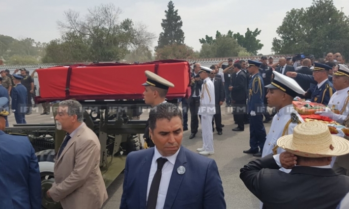 جثمان الرئيس الراحل الباجي قائد السبسي يصل إلى مقبرة الجلاز 
