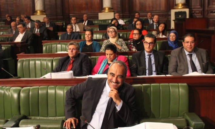 البرلمان يسمح بالاكتتاب في رأس مال البنك الفلاحي ويقر حزمة فصول للحد من التهرب الضريبي