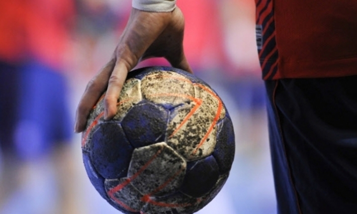 بطولة كرة اليد: 4 فرق تتأهل الى نصف النهائي