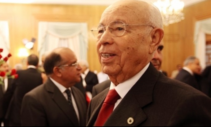 استقالة الأزهر القروي الشابي الوزير المستشار الممثل الشخصي لرئيس الجمهورية