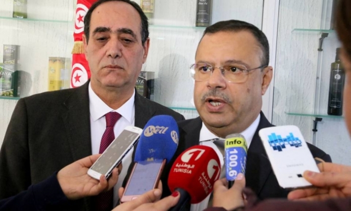 وزير الفلاحة يتحدث عن انفراج في توزيع الحليب
