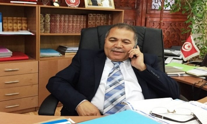 محمد قويدر والي بنزرت: توصلنا إلى حل بفضل تفهمّ كل الأطراف وتغليبهم مصلحة النادي البنزرتي 