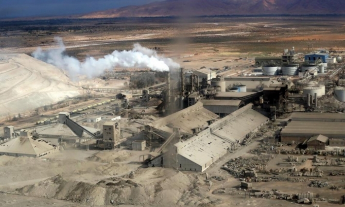 شلل تام في أنشطة شركة فسفاط قفصة على خلفية احتجاجات عمّال شركات البيئة