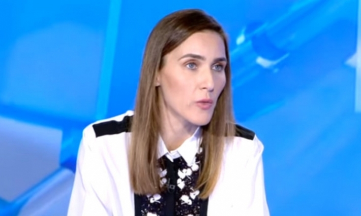 ألفة التراس تتبرع بمعدات طبية تقدر بمليون دينار لمجابهة الكورونا 