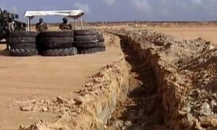 بن قردان: حجز سلاحي كلاشينكوف وبندقية صيد وذخيرة في سيارة ليبية