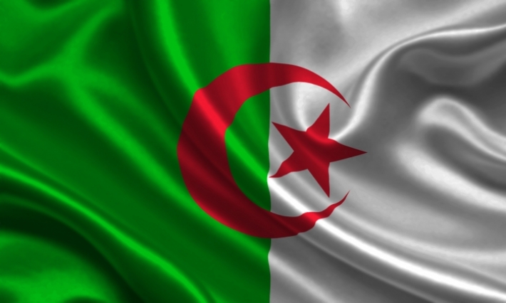 الجزائر تمنع هبوط أو إقلاع الطائرات الخاصة من مطاراتها