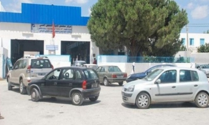 وفقة احتجاجية مفاجئة تشل العمل بوكالة النقل البري بصفاقس 