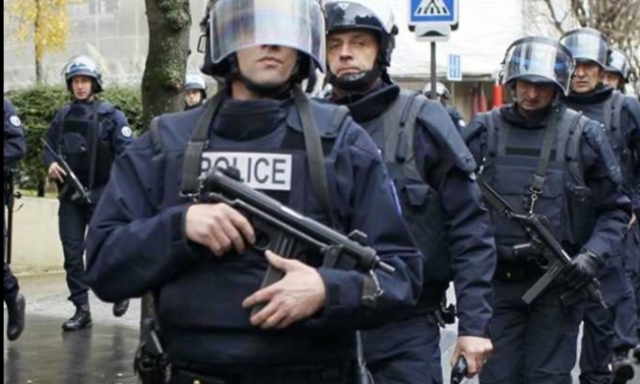 فرنسا تحبط هجوما إرهابيا شبيها بهجمات 11 سبتمبر