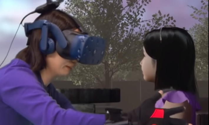 أم تلتقي ابنتها المتوفاة باستخدام تقنية الواقع الافتراضي