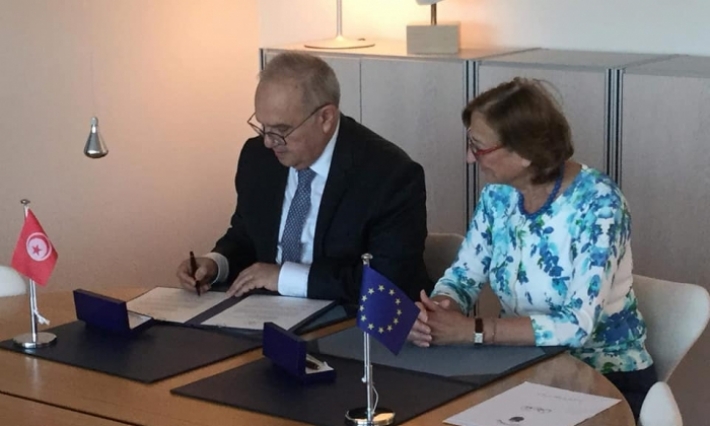 تونس تمضي على الاتفاقية المتعلقة بمعالجة المعطيات ذات الطابع الشخصي 