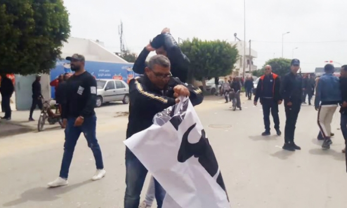 منع وقفة احتجاجية لمشروع تونس أمام المجمع الكيميائي بصفاقس باستعمال العنف