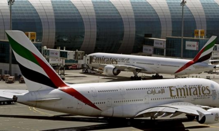 الإمارات تغلق المطارات قبل الموعد الأصلي المعلن بيوم