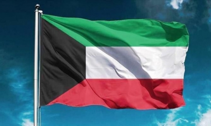 الكويت تنصح رعاياها بعدم السفر إلى الخارج