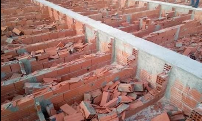 مجموعة من اهالي قابس يهشمون قبور مخصصة لدفن مجهولي الهوية 