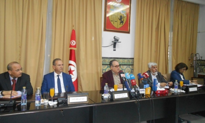 في حال تصاعد العمليات العسكرية في ليبيا: 25 ألف لاجئ سيتوافدون إلى تونس وهذه خطة التعامل معهم