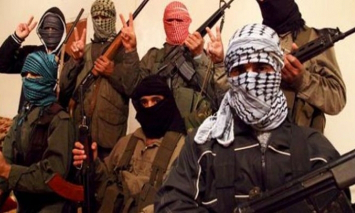 القصرين: مجموعة يشتبه في أنها إرهابية تفتك سيارة مواطن في حاسي الفريد