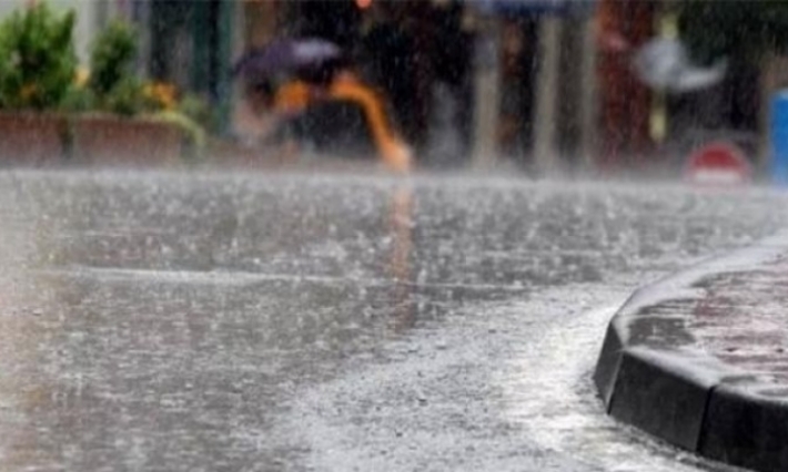 الحرارة في انخفاض وأمطار متفرقة بهذه المناطق