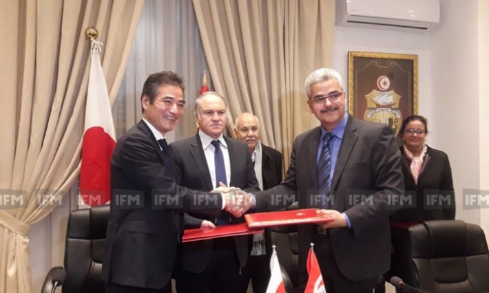 هبة يابانية بقيمة 156 ألف دينار لشراء حافلة لمدرسة بمعتمدية السمار بتطاوين