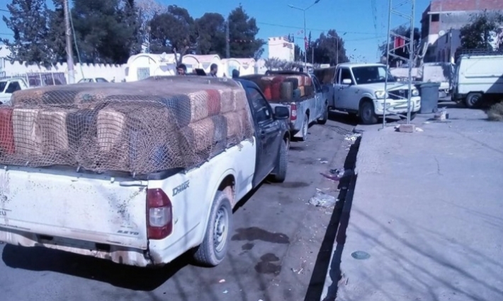 القصرين | انقلاب شاحنة تهريب ووفاة سائقها بعد مطاردة ديوانية