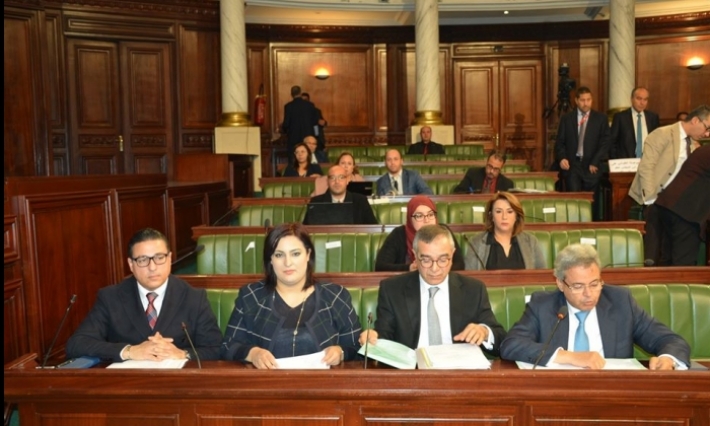 البرلمان يصادق على قرض من الوكالة الفرنسية للتنمية 