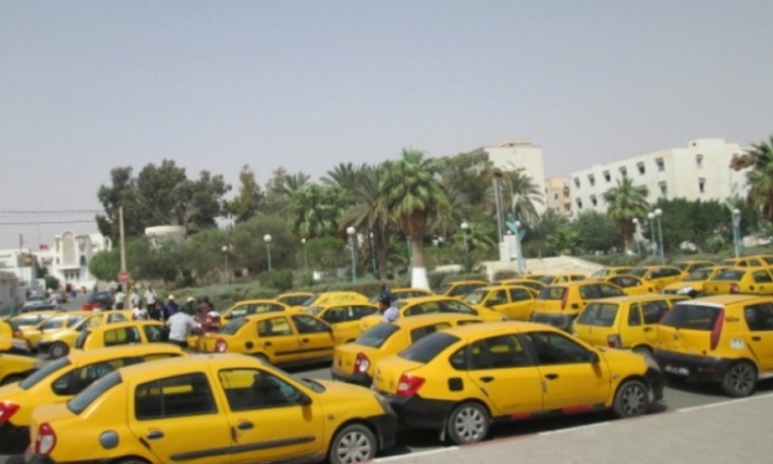 الاتحاد التونسي للتاكسي الفردي يعلن عن تعليق الإضراب